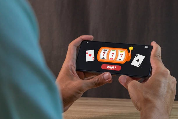 gopay Bronze and Silver tier badges showing cashback progression